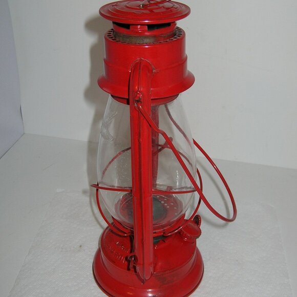 Vtg Wingedwheel No. 500 Red Kerosene Oil Lantern Lamp ORIGINAL GLOBE Japan 12" D - Picture 5 of 8